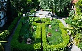 Gardens & Apotekarns B&B